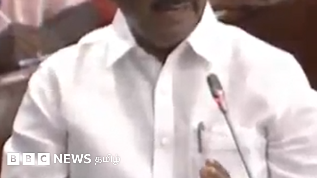 காணொளி: ஓபிஎஸ் சட்டைப் பையில் இருக்கும் படம் குறித்து விவாதம்