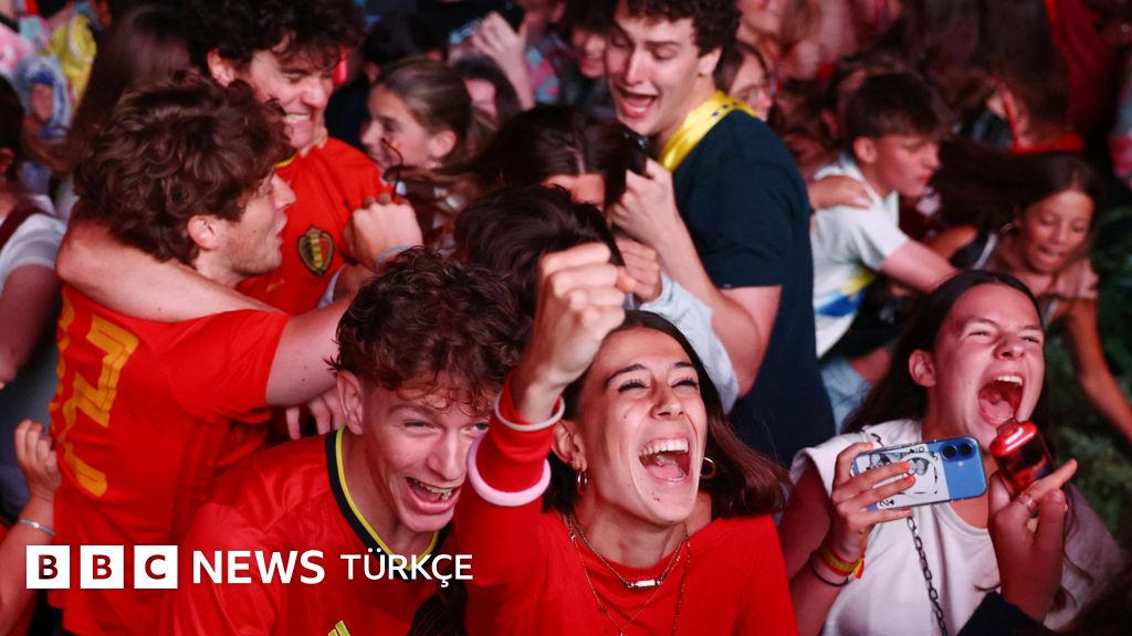 Belçika, son dakika penaltısıyla Senegal'i eledi