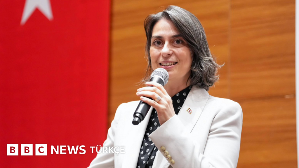 Sinem Dedetaş'ın gözaltına alınmasına tepkiler ne oldu?