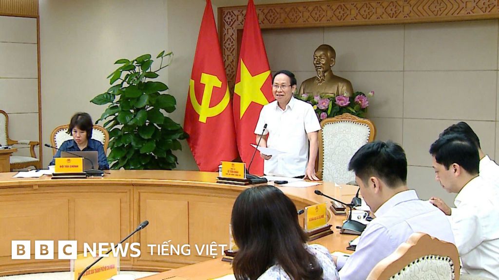 Bão đấu tố càn quét giáo dục khai phóng, Phó Thủ tướng Lê Tiến Châu phải tự kiểm duyệt