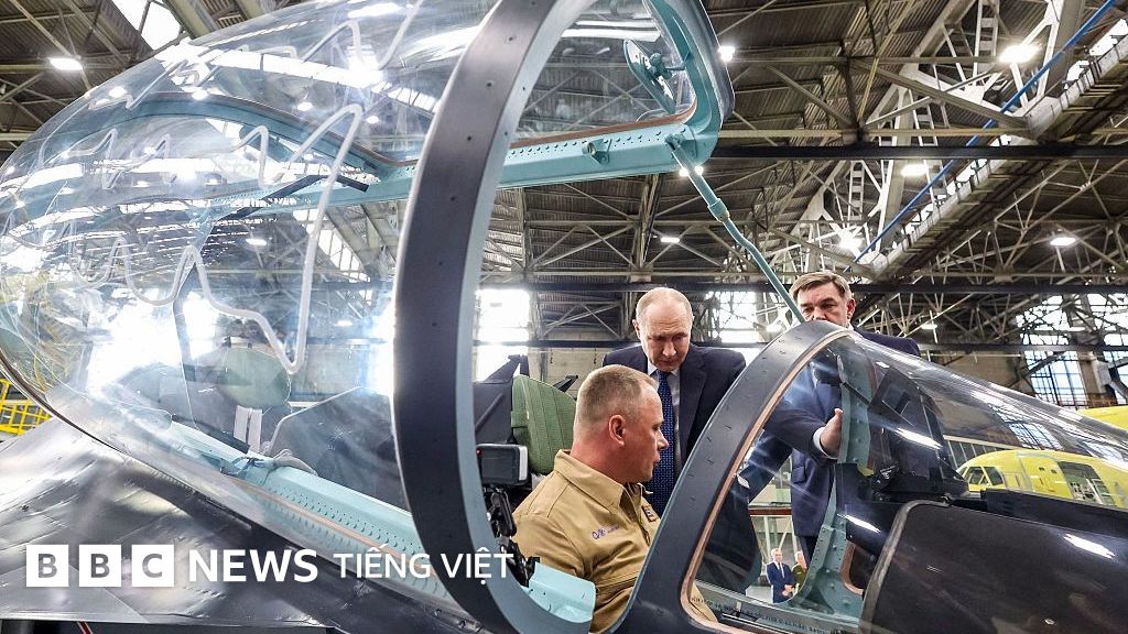 Việt Nam 'sắp đạt thỏa thuận' mua máy bay quân sự Yak-130M của Nga