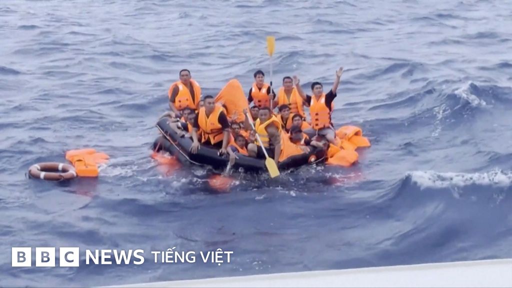 ‘Tàu Khôi Nguyên 18 chìm khi đang đi bồi đắp đảo ở Biển Đông’