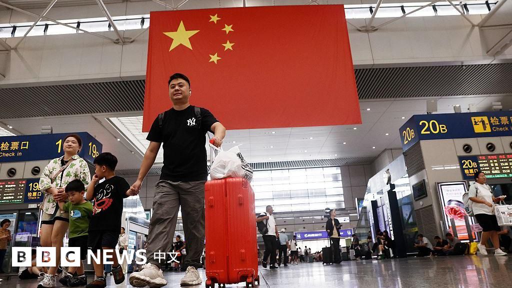 「我就是個普通人」：中國出入境新規上路前，那些早已受困的民眾