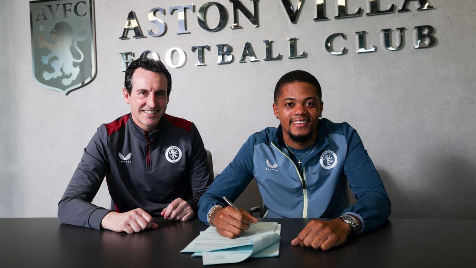 Aston Villa: Leon Bailey signs new contract - BBC Sport