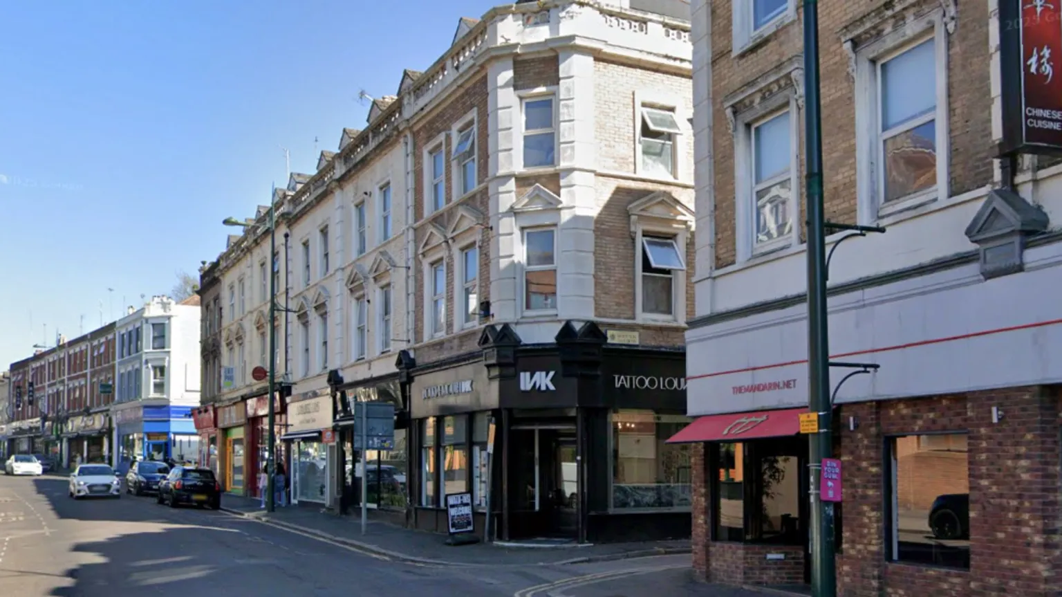 Arresto por intento de asesinato tras ser atropellado por un coche