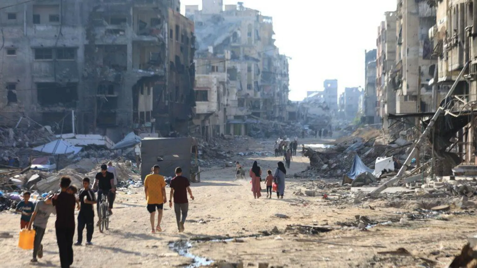 Israel military tells Gaza City residents to leave (bbc.com)