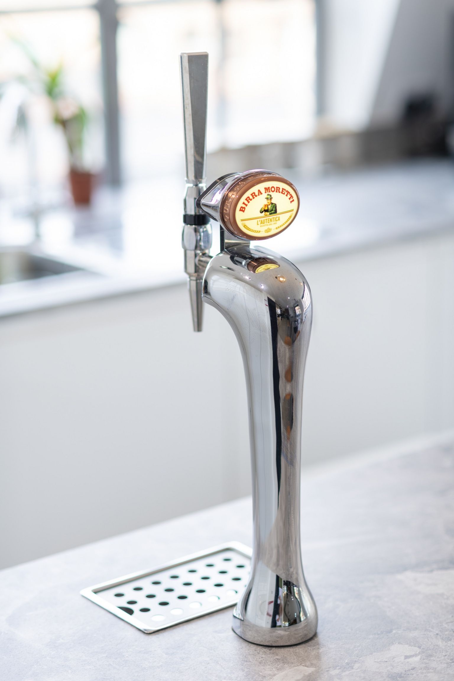 Beer tap