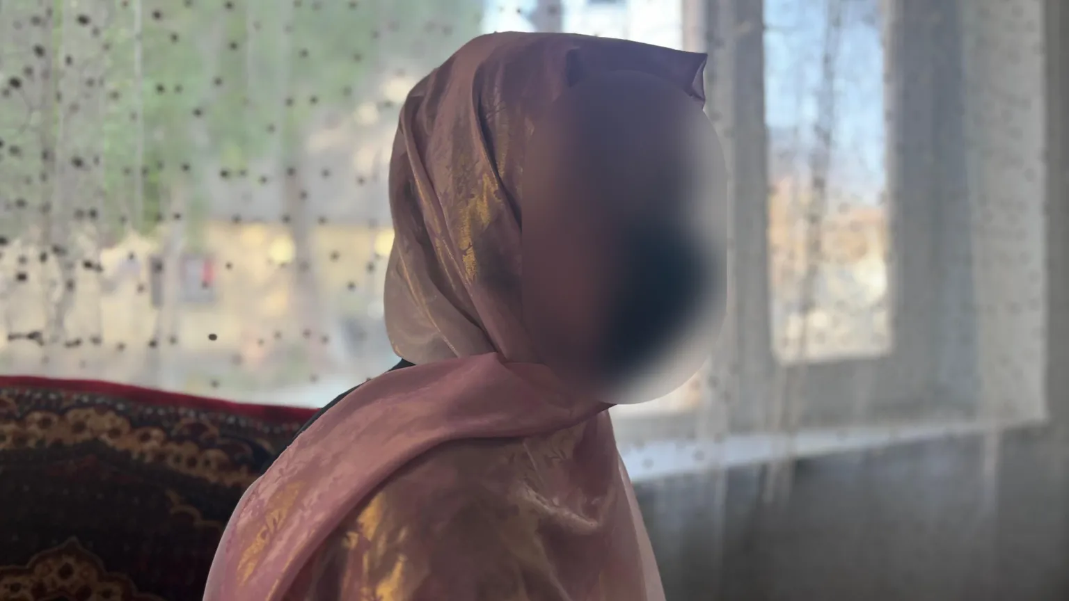 Talibanın qızların təhsilinə qoyduğu məhdudiyyət və zorla evləndirmə halları