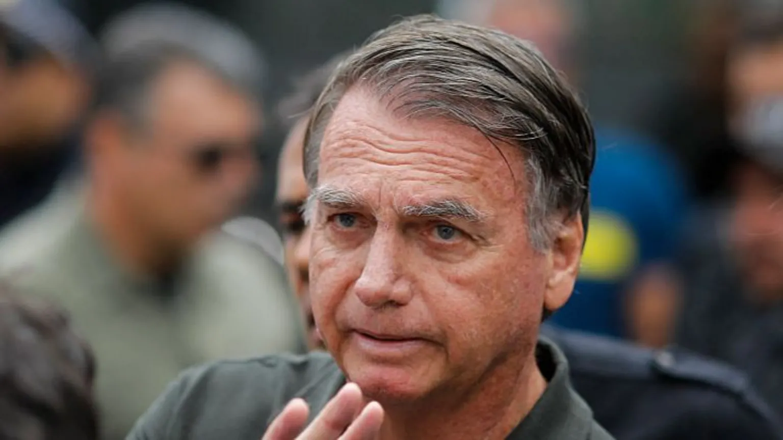 Corte Suprema de Brasil permite a Bolsonaro salir de prisión para cirugía