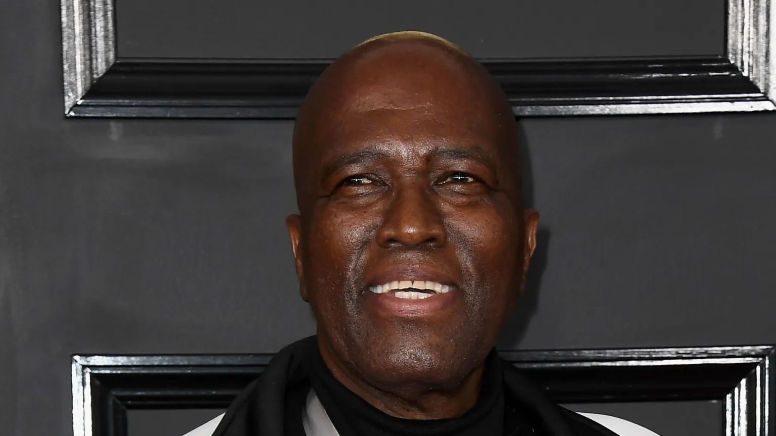 Albert Mazibuko performing with Ladysmith Black Mambazo