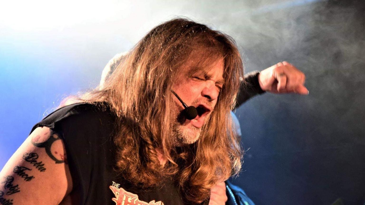 Swindon festival to celebrate life of Steve Grimmett - BBC News