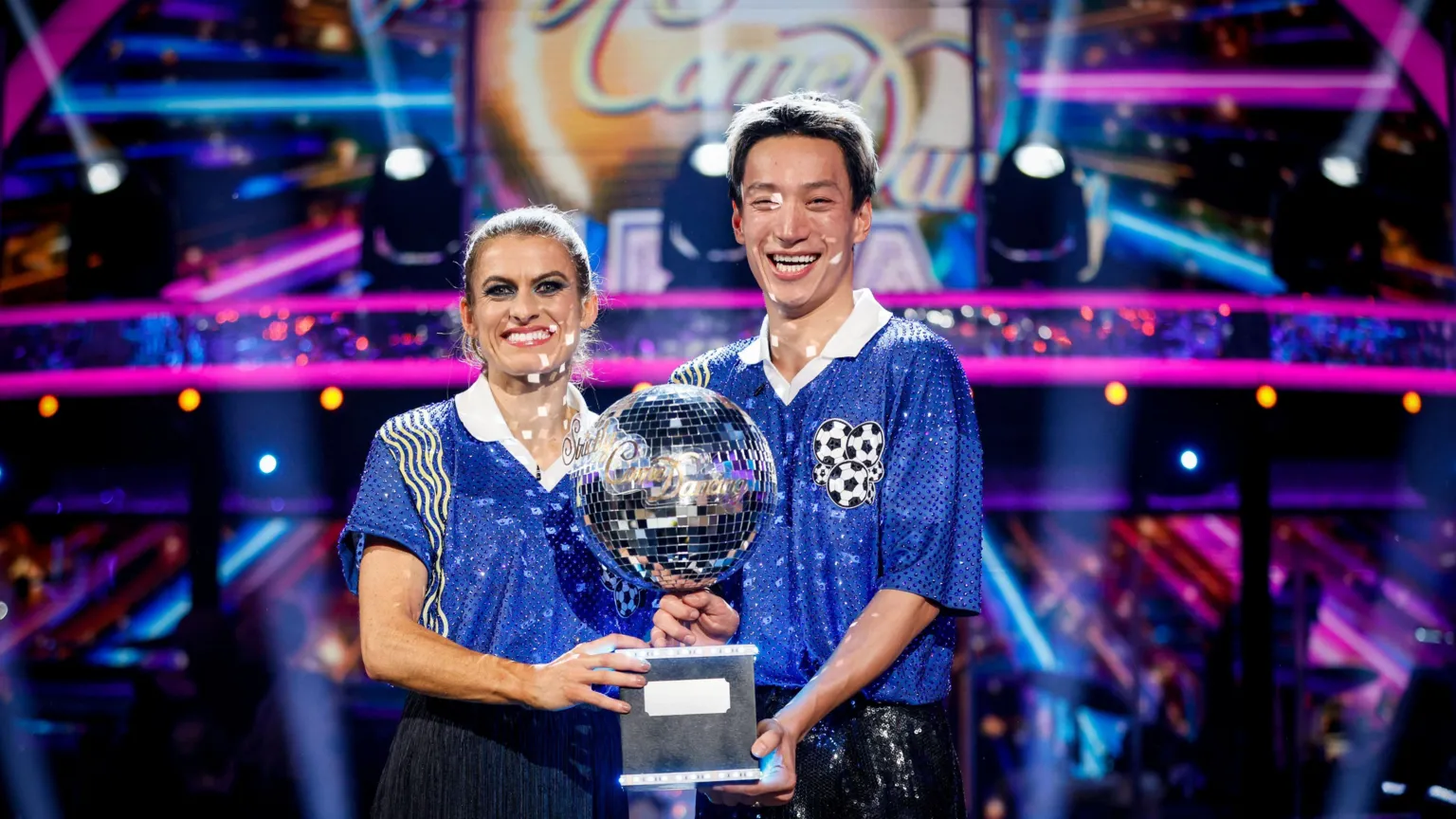 El ganador de Strictly agradece a sus fans por «hacer realidad su sueño»