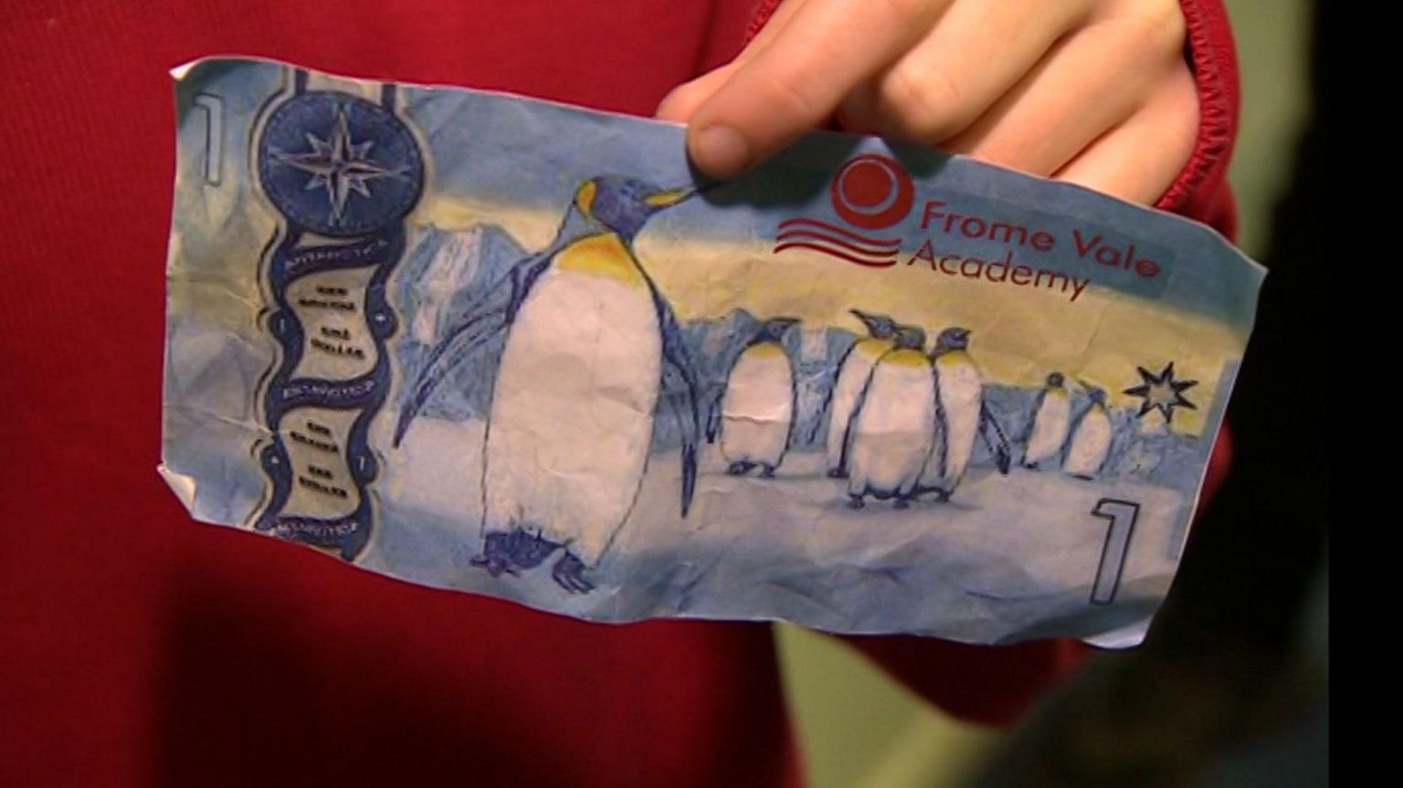 Frome Vale Academy uses Penguin Pounds to teach pupils finance - BBC News