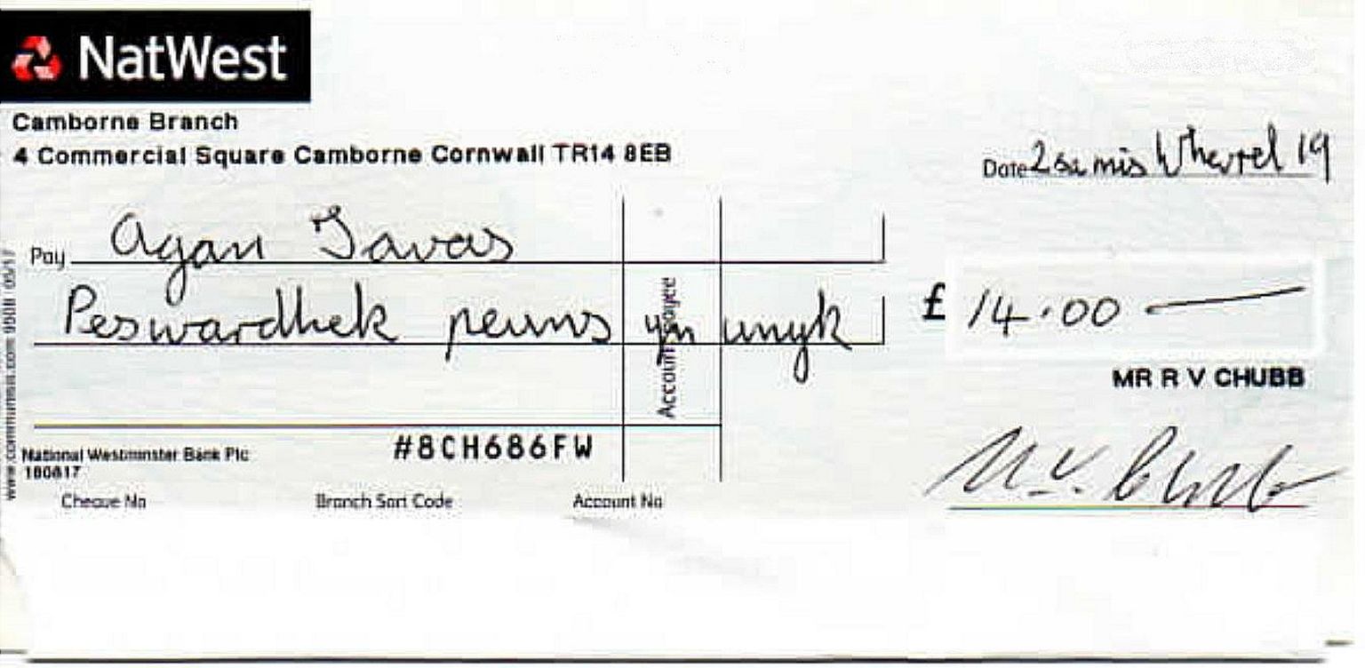 Cornish language cheque refused by Lloyds Bank - BBC News