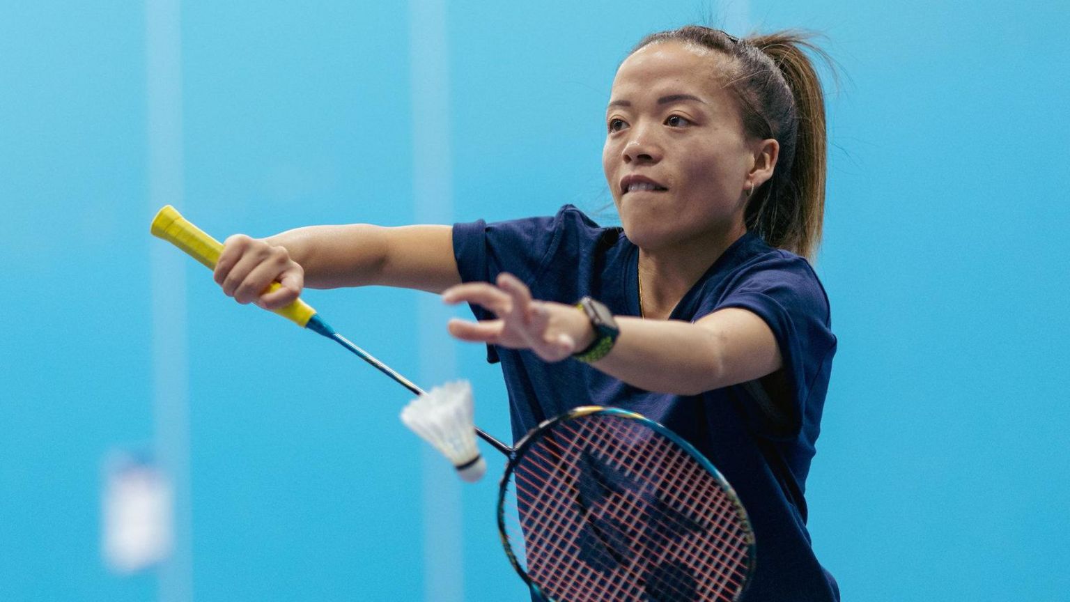 Para-badminton player Rachel Choong in action