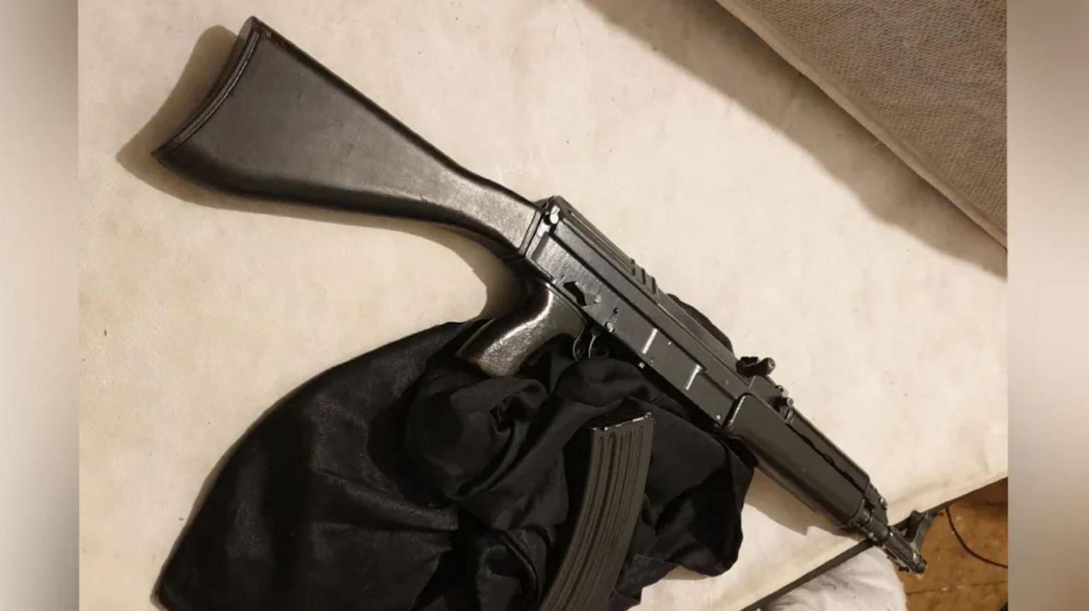 Assault rifle weapon recovered by police