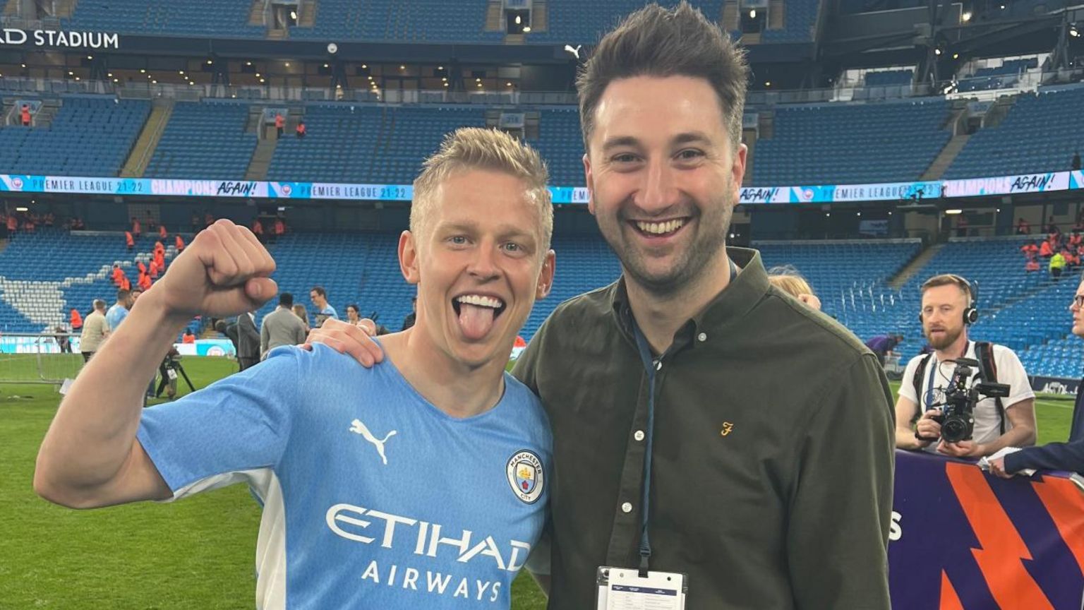 Oleksandr Zinchenko's wife stuns in Arsenal shirt