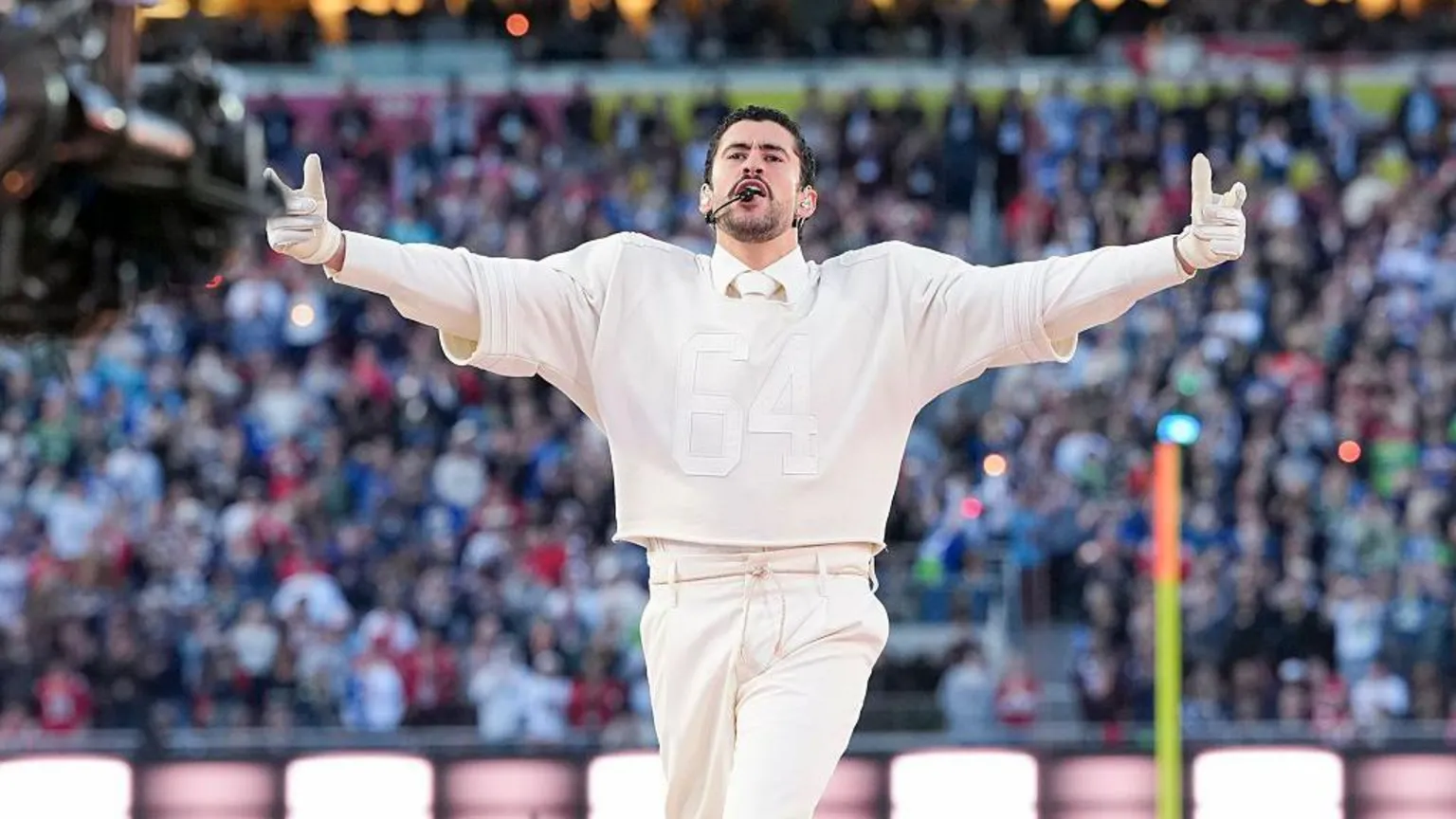 Bad Bunny se dispara en las listas de éxitos del Reino Unido tras su actuación en el Super Bowl