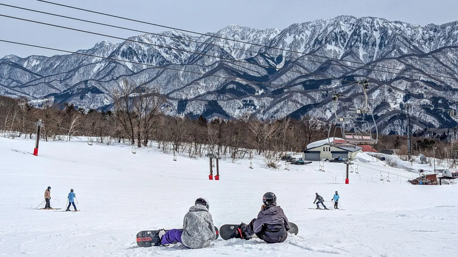 Australian woman dies after becoming snagged in ski lift in Japan