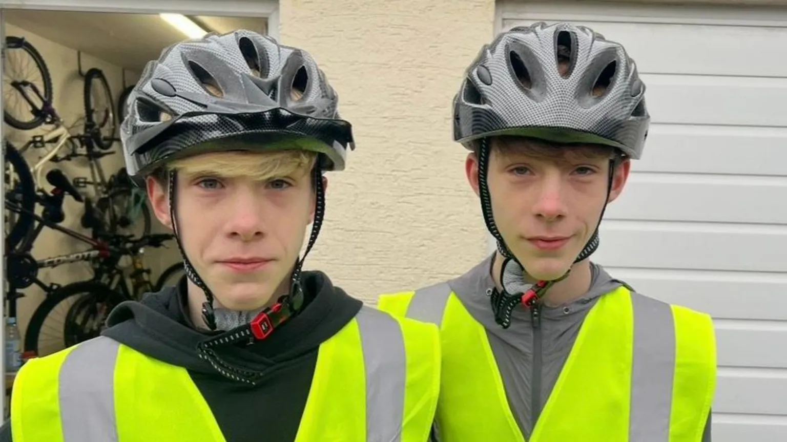 Teens in Northern Ireland fixing bikes while getting emotional support