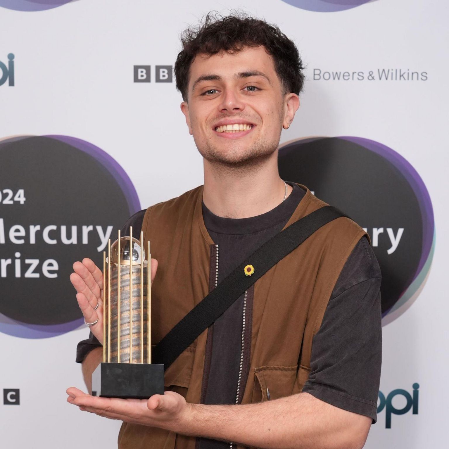 scots-acts-barry-can-t-swim-and-corto-alto-up-for-mercury-prize-bbc-news