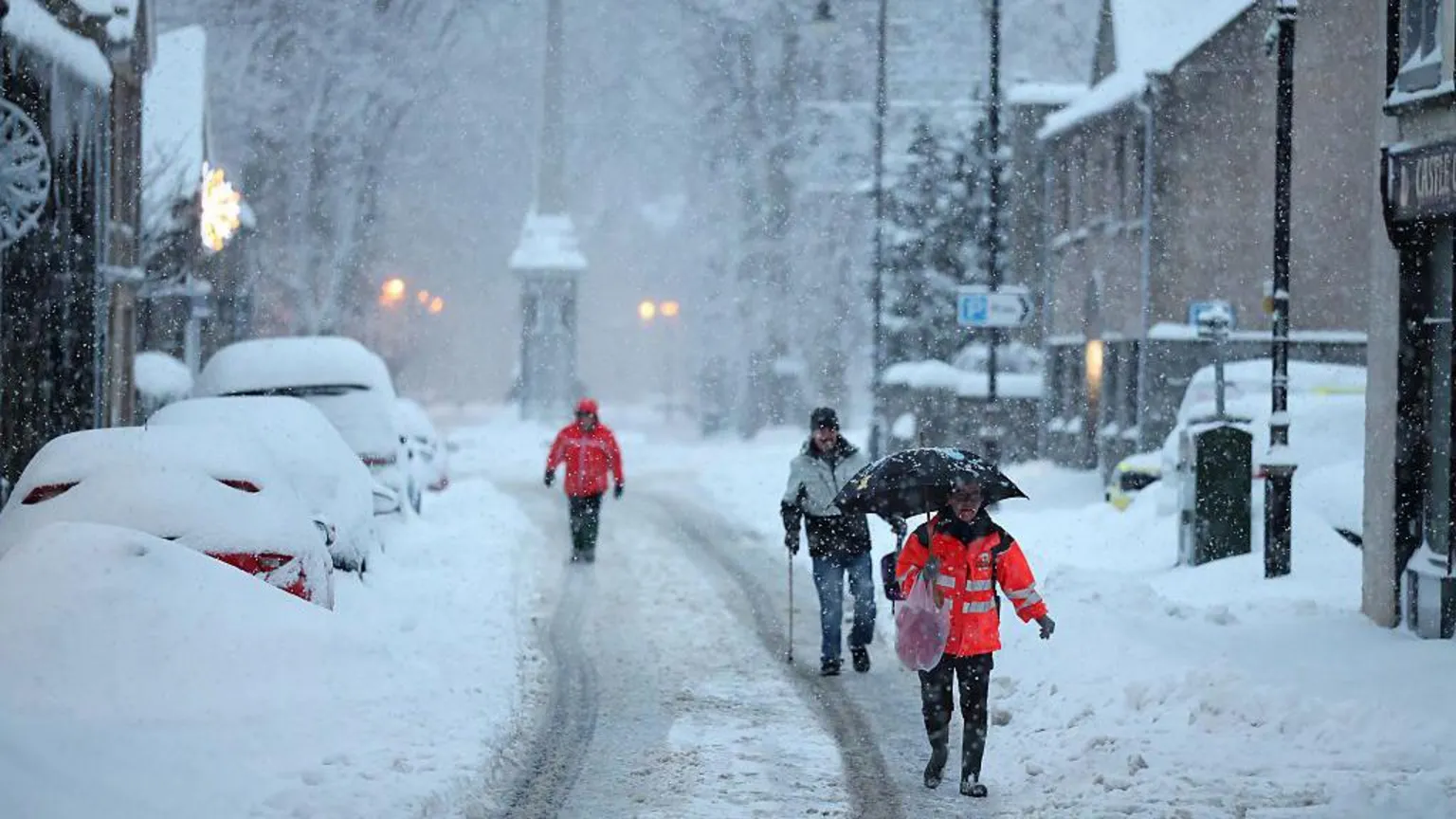 Advertencias de nieve y hielo fresco ante la llegada de la tormenta Goretti al Reino Unido
