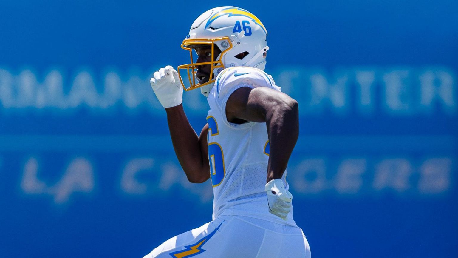 NFL: Praise Olatoke signed as wide receiver with Los Angeles Chargers - BBC  Sport