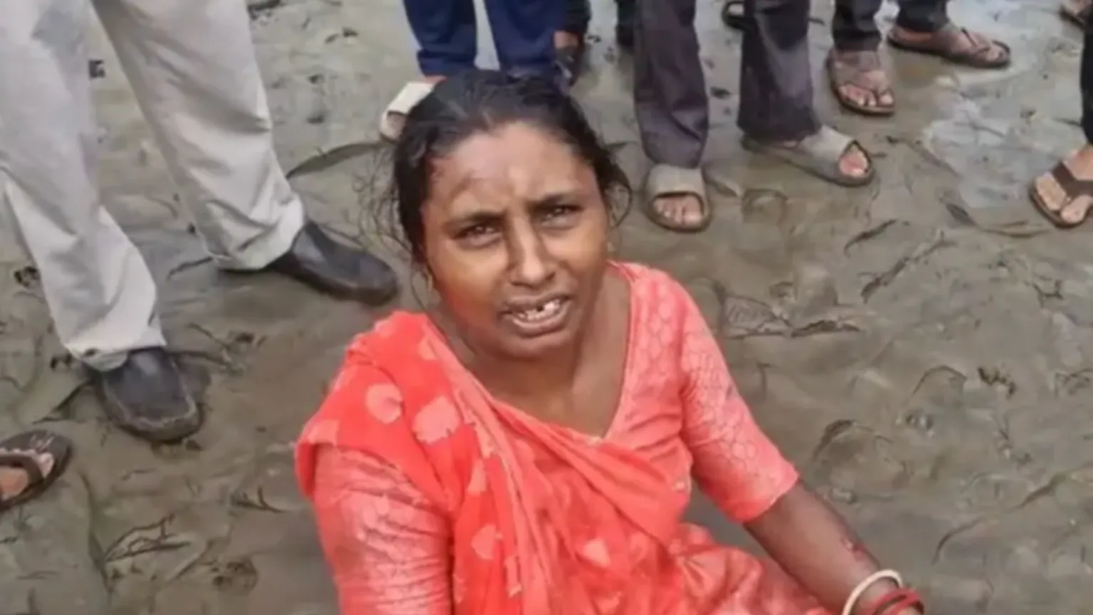 'A huge explosion-like sound' - Survivors recall moment India bridge collapsed