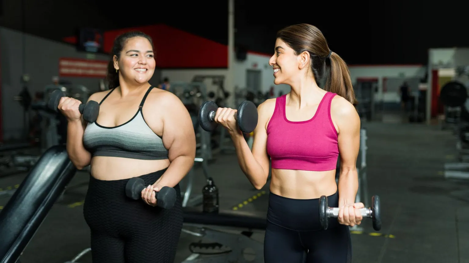Nuevo fármaco para detener la pérdida de masa muscular en los glúteos, un efecto secundario de las inyecciones contra la obesidad.