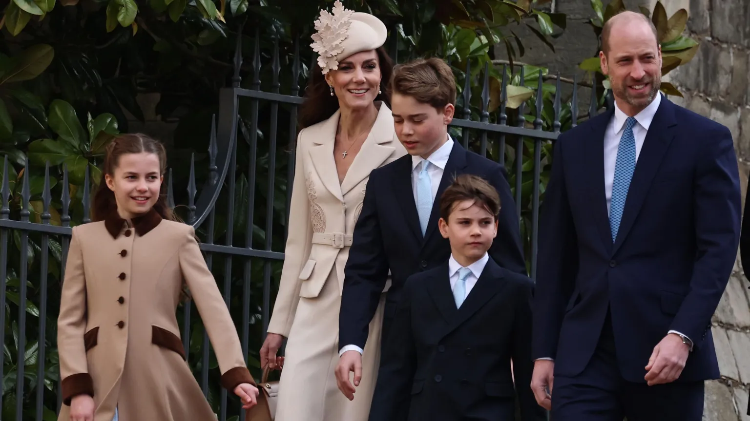 Prince William Marks 15th Wedding Anniversary with Intimate Family Photo as Royal Duties Continue — image 5