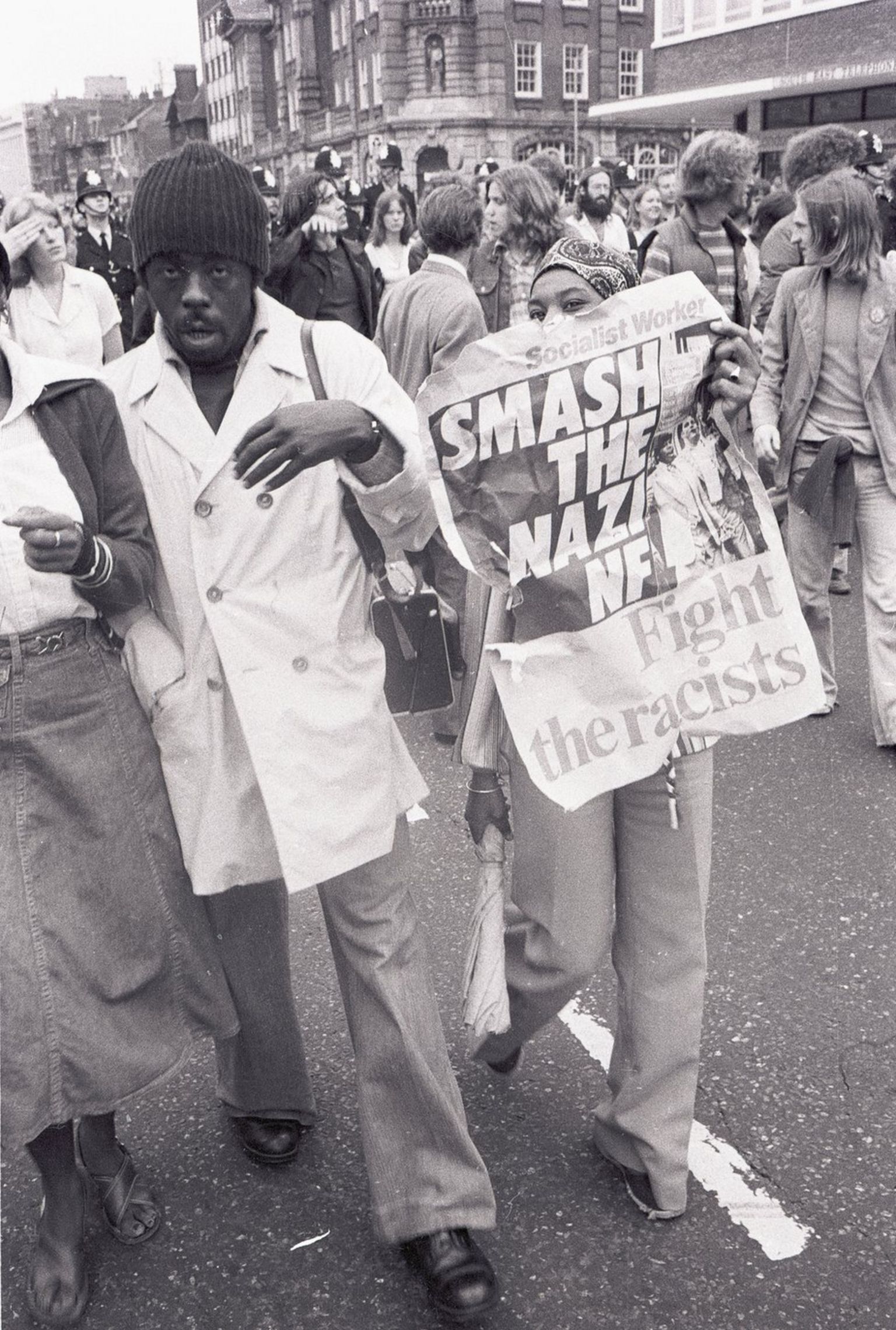August 13, 1977 At 11:30 a group of peaceful demonstrators known as the All Lewisham Campaign against Racism and Fascism (ALCARAF) gathered near Ladywell station.<br>After hearing speeches from the mayor of Lewisham, the bishop of Southwark and the exiled bishop of Namibia, the group marched towards Lewisham High Street. Credit: Chris Schwarz