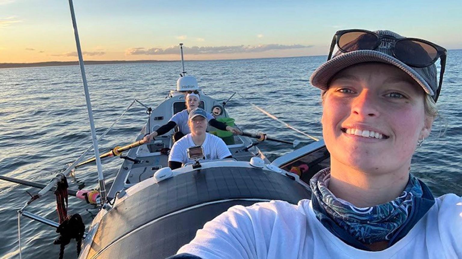 Lottie Hopkinson-Woolley, Miriam Payne and Jess Rowe in their boat