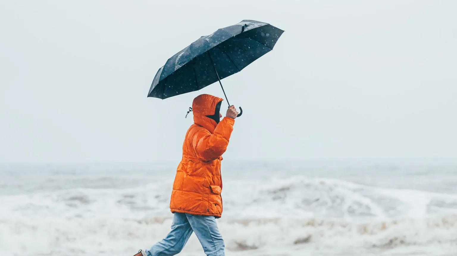 Se insta a las escuelas a ser flexibles al cerrar temprano debido a la tormenta