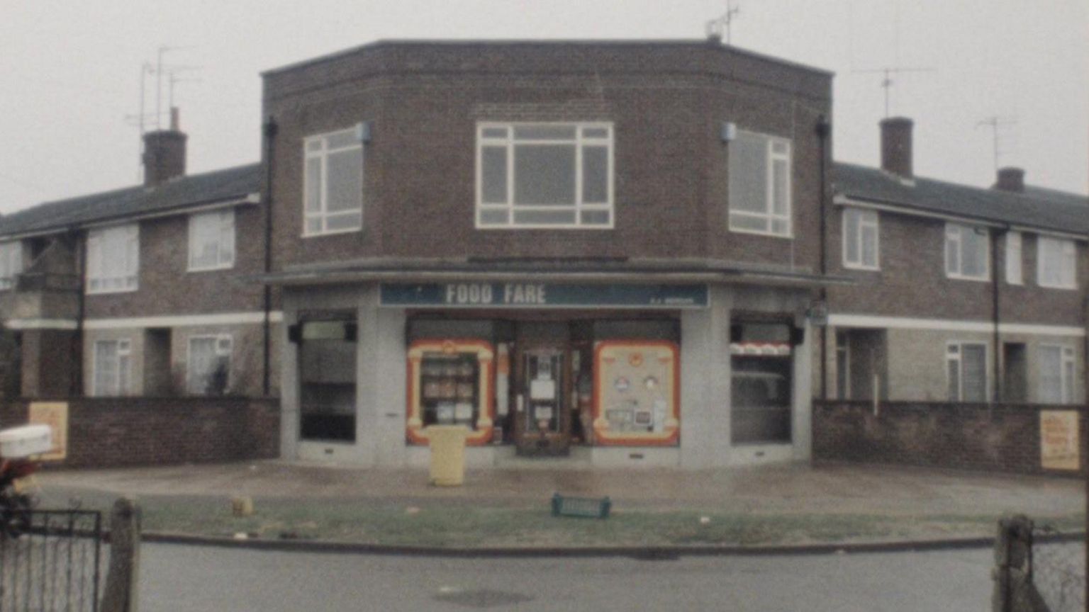 Historic photo of store on Finch Crescent, Linslade
