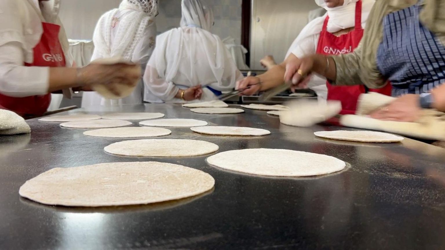 Making rotis