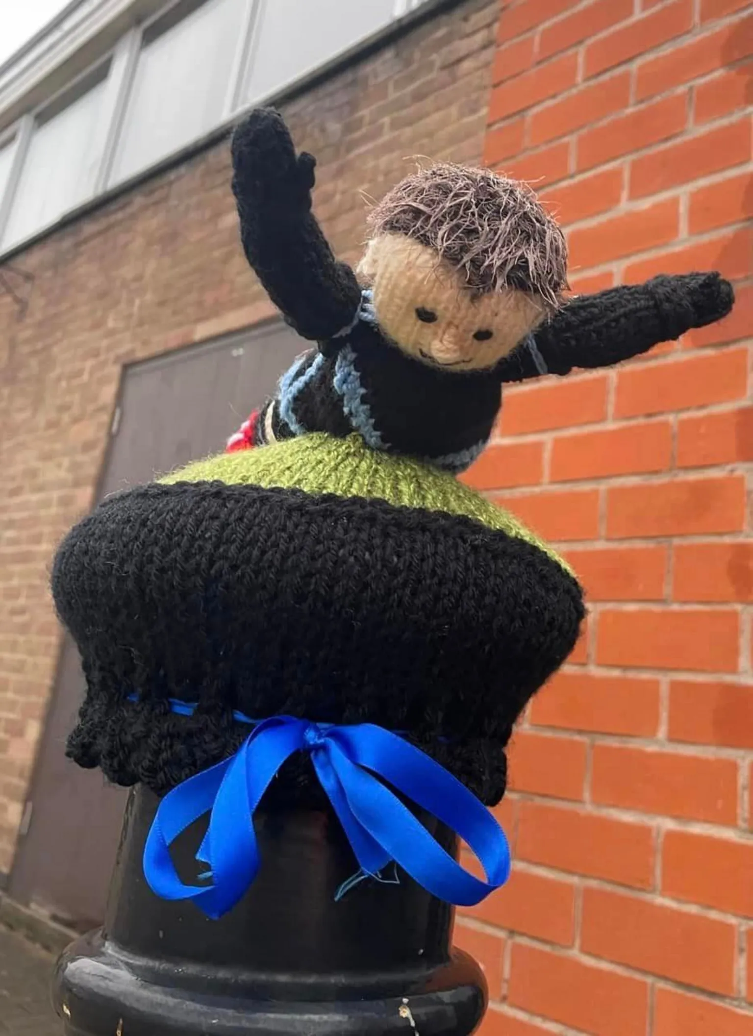 Syston Knitting Banxy  Knitted tribute to Vardy