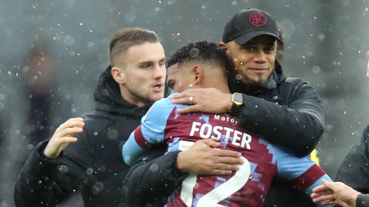 Burnley: Vincent Kompany on Lyle Foster's wellbeing - BBC Sport