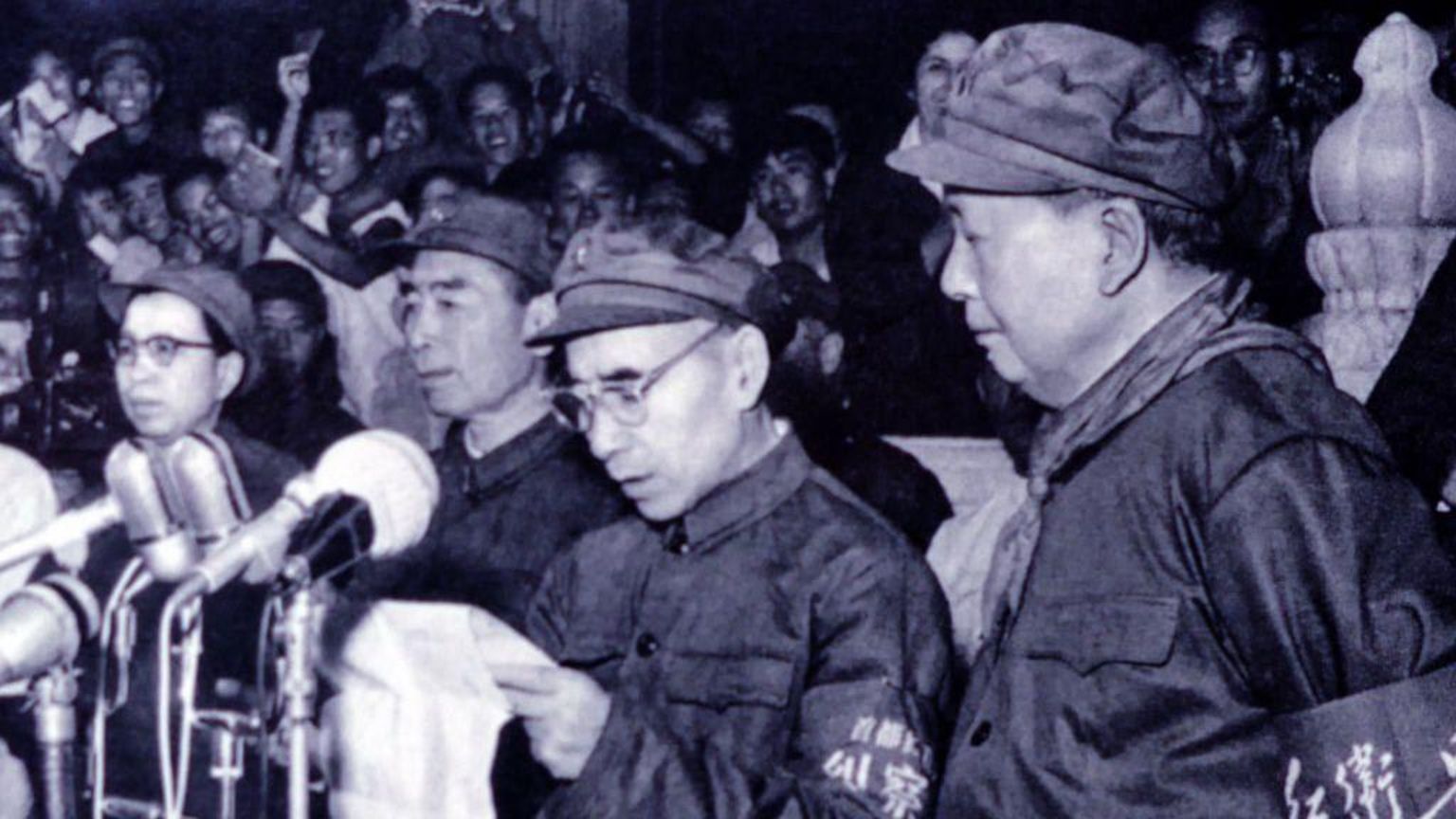 林彪死后,毛泽东再发动批判林彪和孔夫子的“批林批孔”运动。