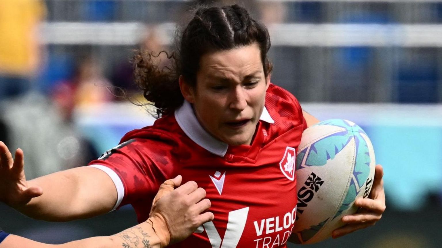 Sabrina Poulin: Canada winger joins Exeter Chiefs - BBC Sport