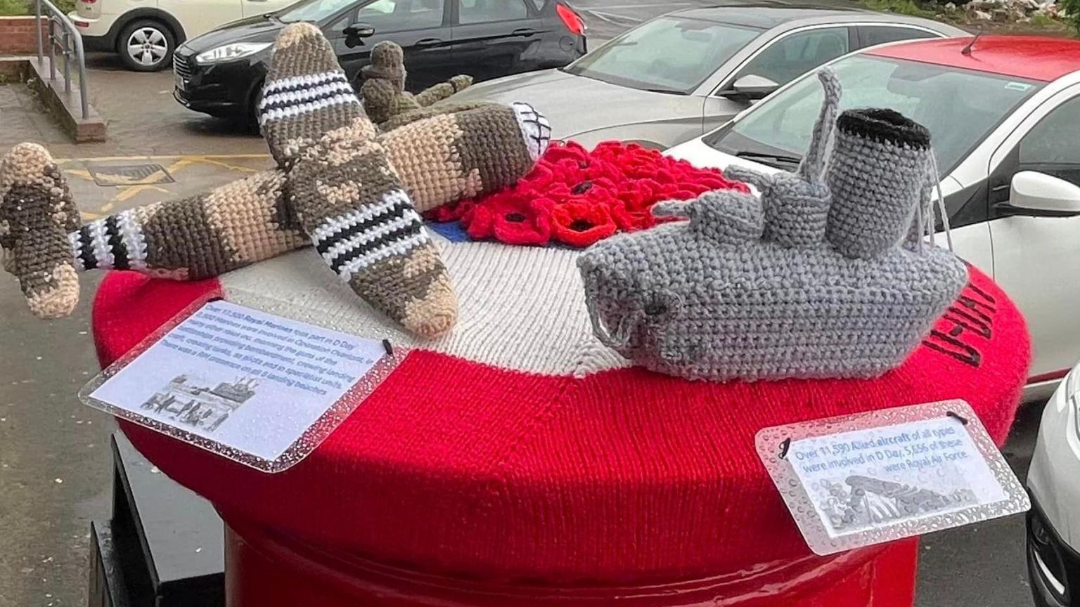 Knitted display honouring D-Day