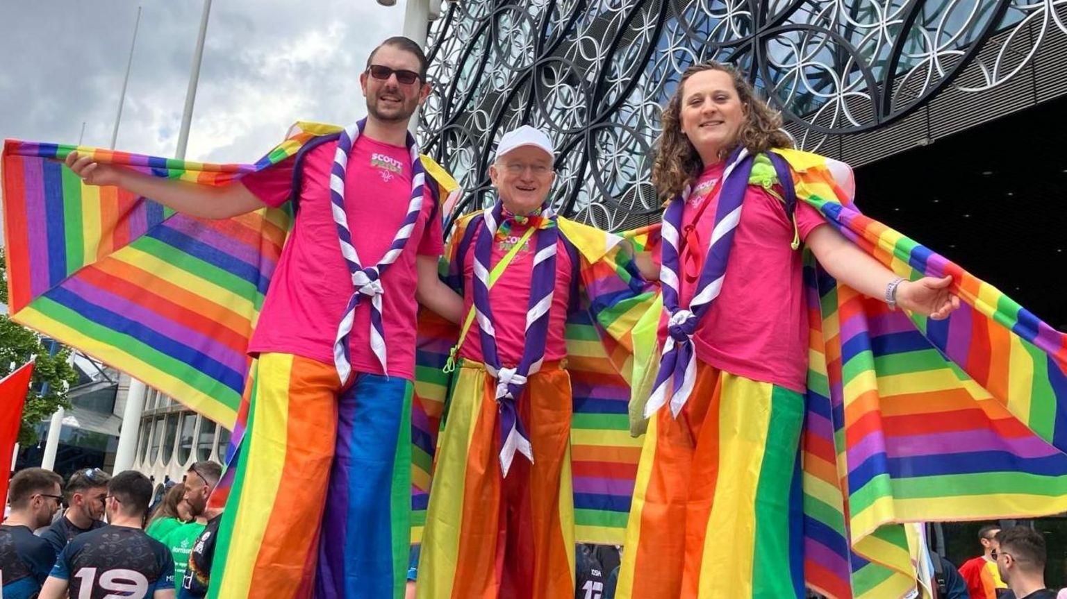 Birmingham Pride parade travels through city centre - BBC News