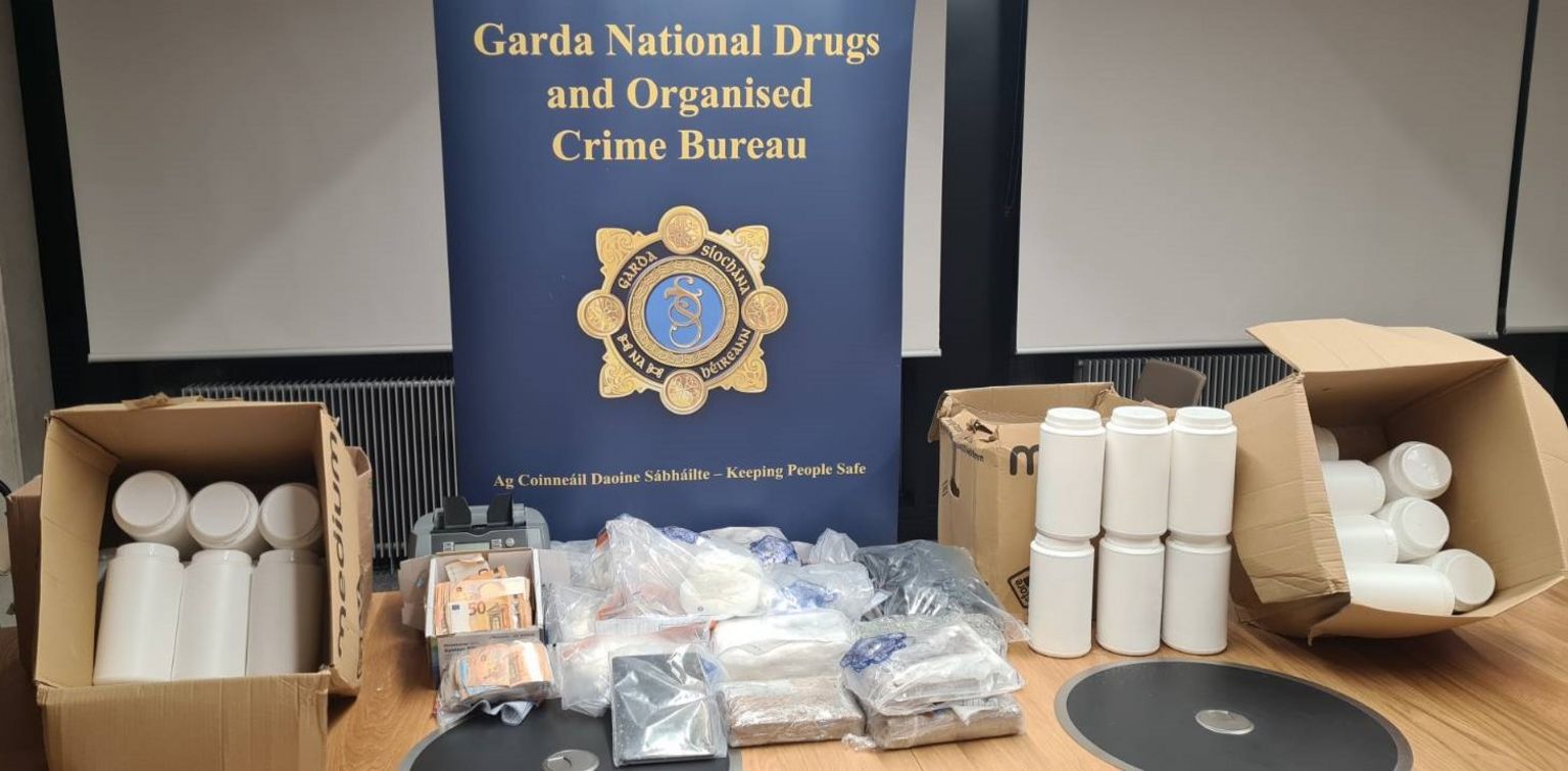 Dublin drugs Six arrests after €2.8m cocaine find BBC News