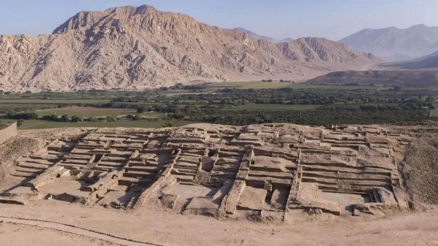 Archaeologists unveil 3,500-year-old city in Peru