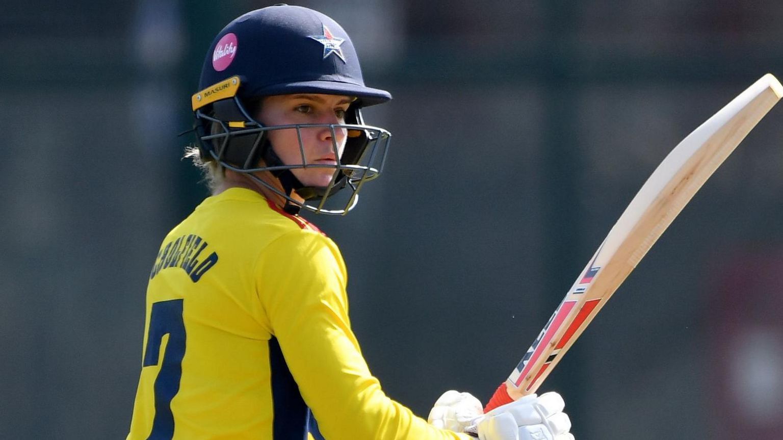 Charlotte Edwards Cup: Stars beat Sunrisers to go top - BBC Sport