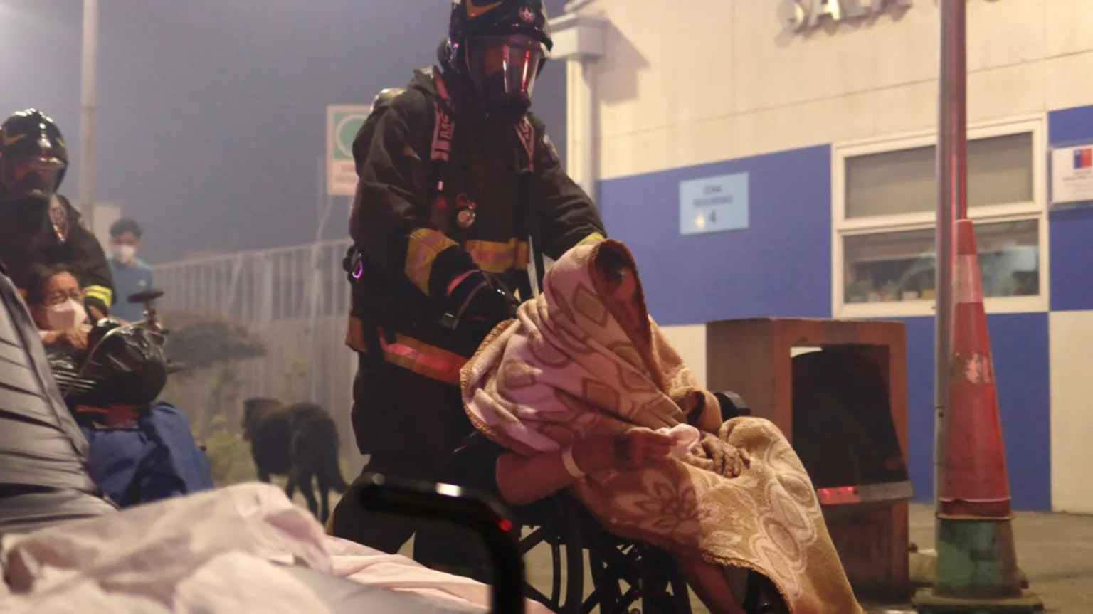 Chile declara “estado de catástrofe” tras incendios forestales que dejan al menos 18 muertos