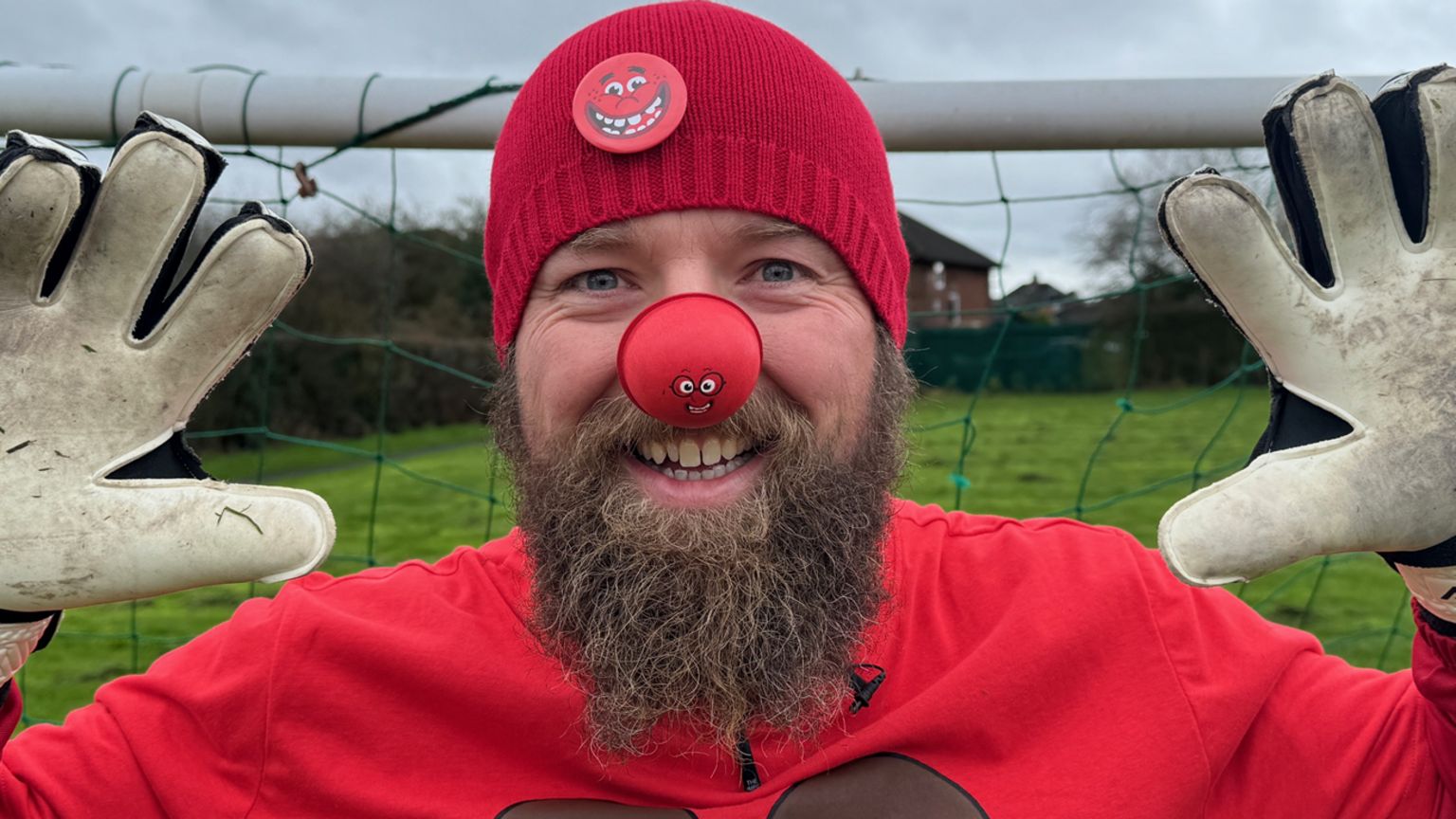 BBC Radio Shropshire 1,000 penalty save challenge for Comic Relief - BBC  News