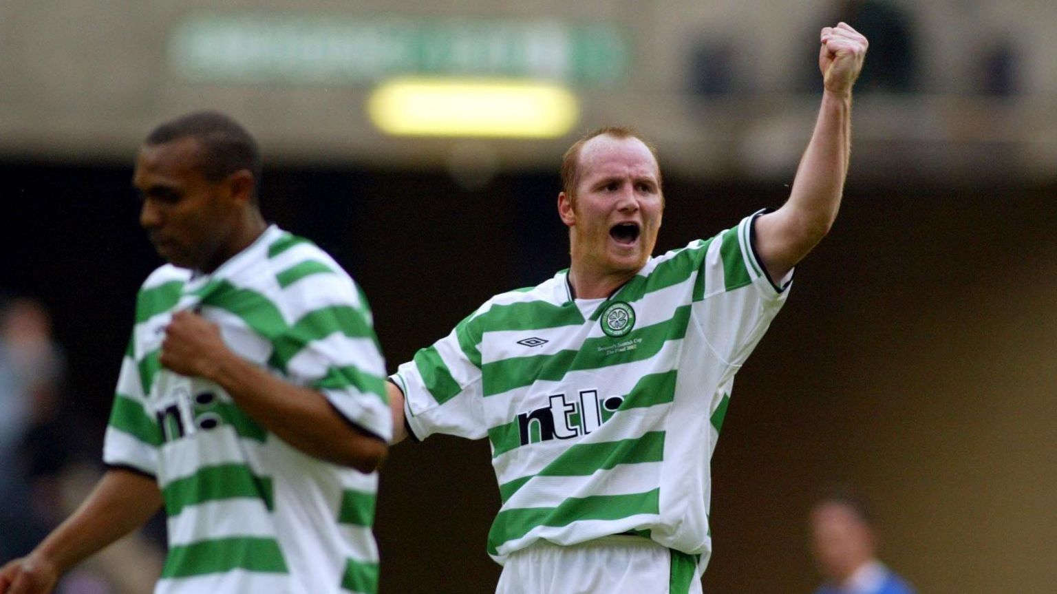 Celtic's John Hartson celebrates