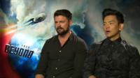 Karl Urban and John Cho