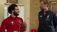 Mohamed Salah, AFOTY 2017 winner presented with award by Jurgen Klopp