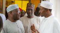 Tsohon mataimakin shugaban kasa Atiku Abubakar tare da shugaba Buhari